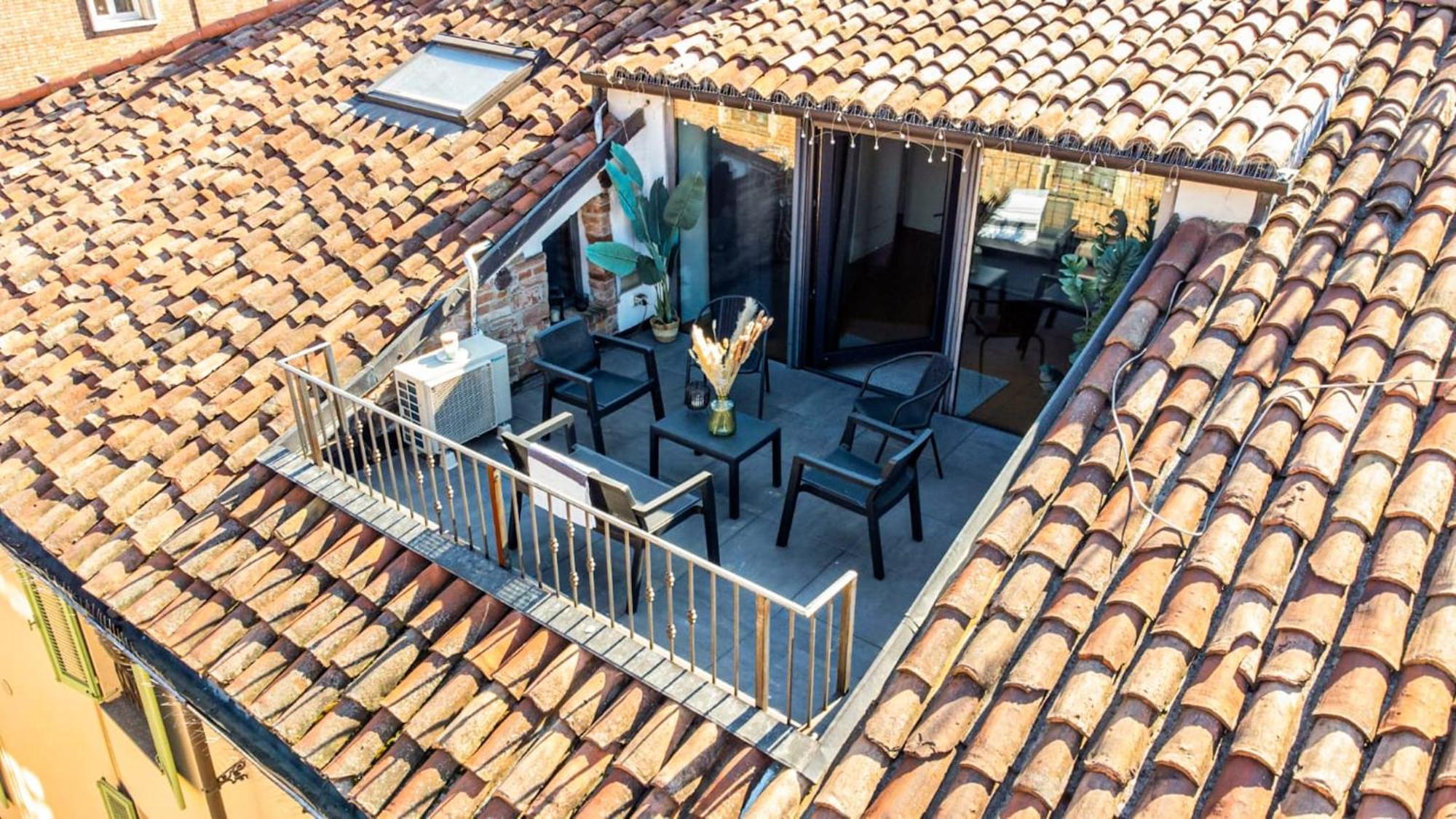 Apartmán Centro Storico-Dimora Con Terrazza- Wi-Fi E Ac Asti Exteriér fotografie